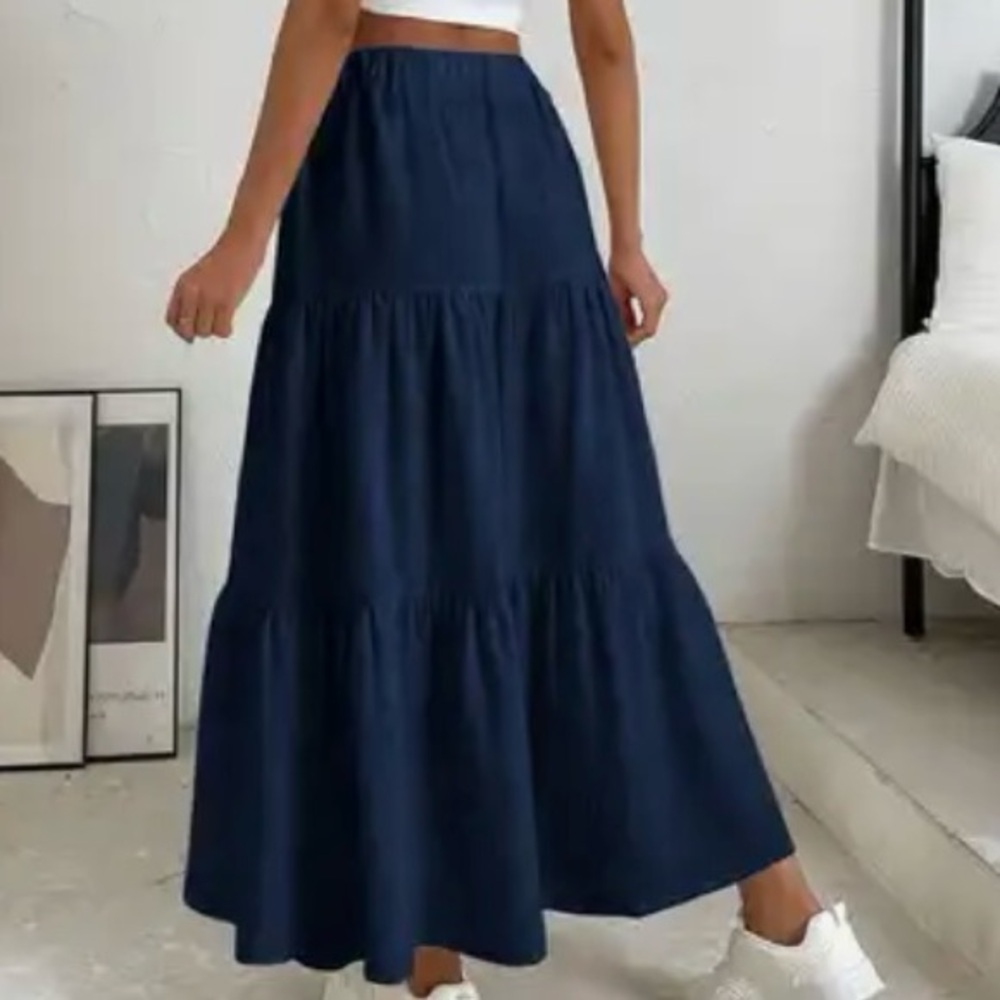 Elegant Navy Blue Maxi Skirt - Picture 2 of 2